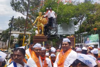 ಕಾಂಗ್ರೆಸ್ ಬಂಡಾಯ ಅಬ್ಯರ್ಥಿ ಇರ್ಪಾನ ತಾಳಿಕೋಟಿಯವರಿಂದ ಅಬ್ಬರದ ಪ್ರಚಾರ ರೋಡ ಶೋ,ಅಸಲಿ ಆಟ ಮುಂದೆ ಶುರು.!