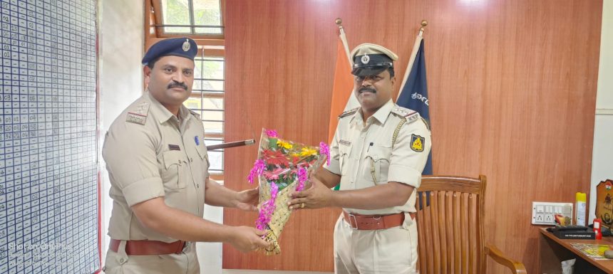 ಕಿಡಿಗೆಡಿಗಳಿಗೆ ಸಿಂಹಸ್ವಪ್ನವಾಗಿದ್ದ,ದಕ್ಷ ಹಾಗು ಜನಸ್ನೇಹಿ,ಸಿಪಿಐ ತಹಸಿಲ್ದಾರ ವರ್ಗಾವಣೆ.!